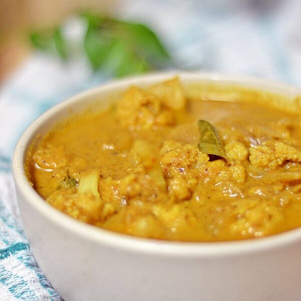 Cauliflower Gashi Mangalore Cauliflower Curry The Big Sweet Tooth