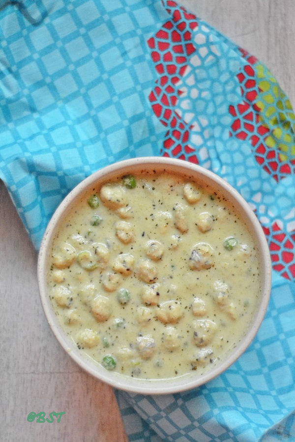 Matar Makhana Malai ~ Creamy Lotus Seeds Peas Curry - The Big Sweet Tooth